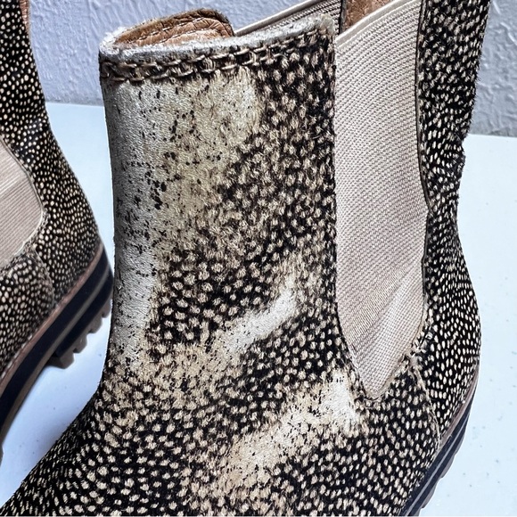 Madewell The Ivy Chelsea Boot in Mini Dot Calf Hair (Toffee Multi) - Picture 8 of 9